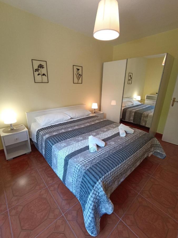 Apartment 70 M From The Beach Podgora Exterior photo