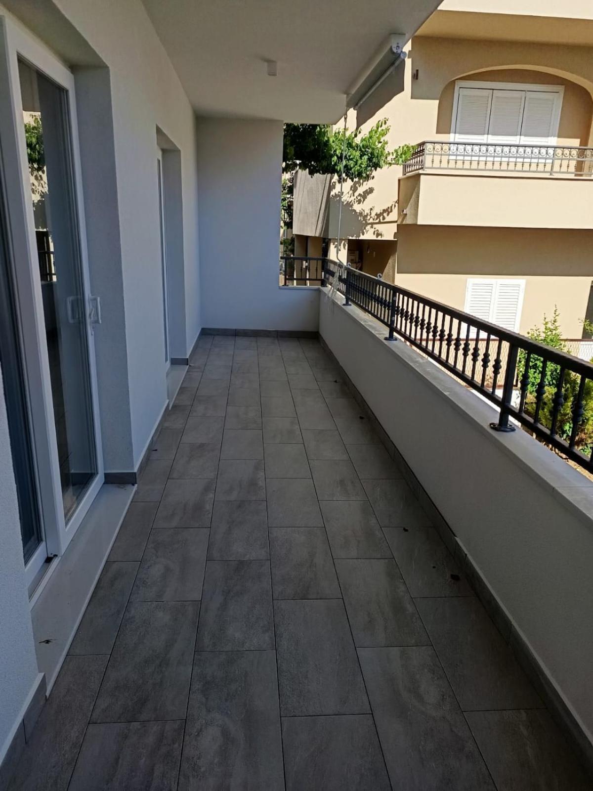 Apartment 70 M From The Beach Podgora Exterior photo