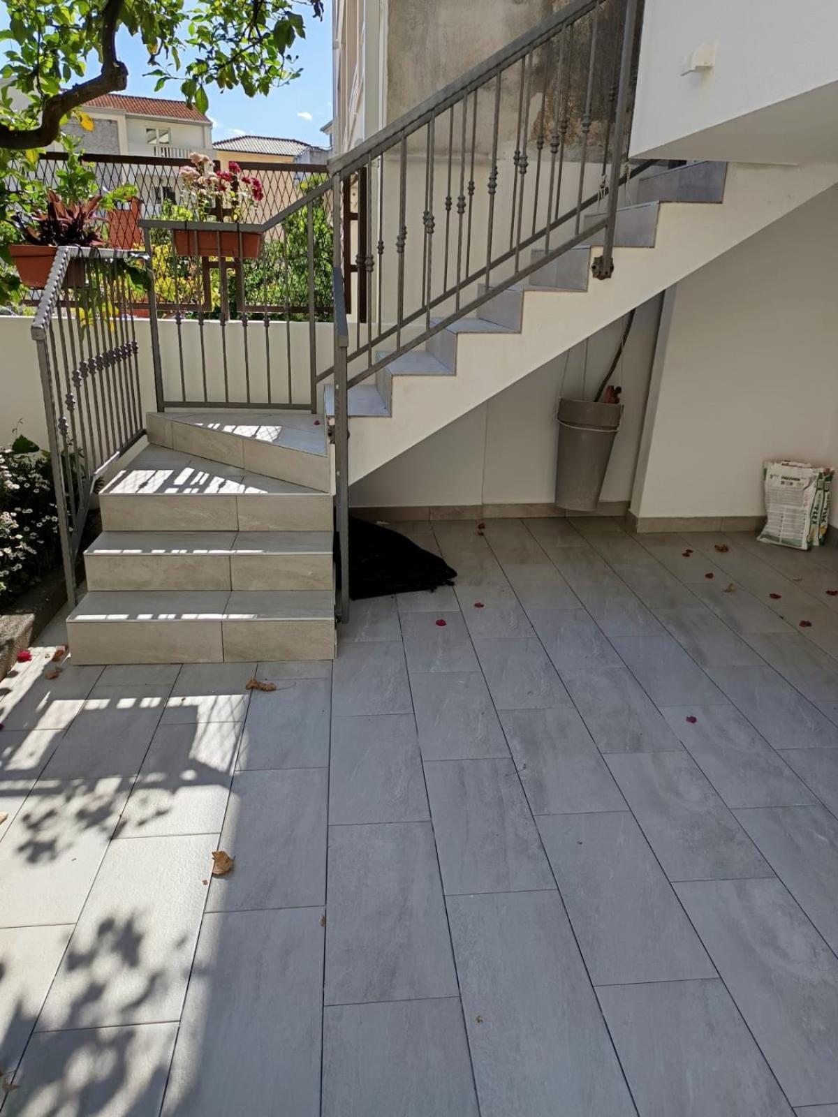Apartment 70 M From The Beach Podgora Exterior photo